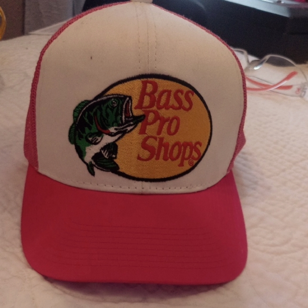 Bass Pro Shops Red and White Cap